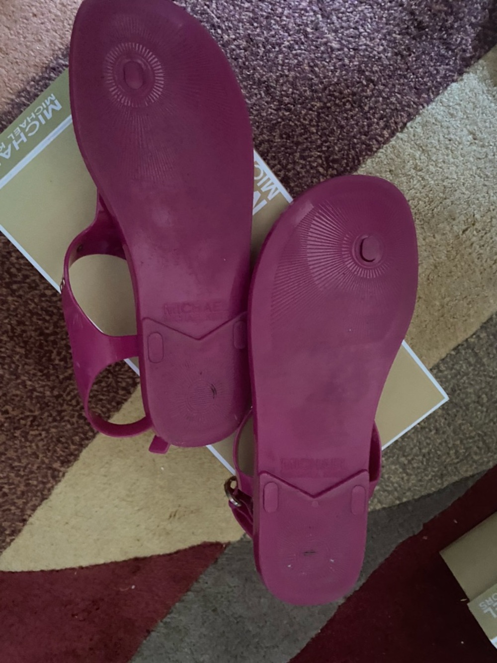 Micheal Kors Plate Fuschia Jelly Thong Sandals Strappy Hamilton Lock Logo Size 9 - Picture 4 of 5